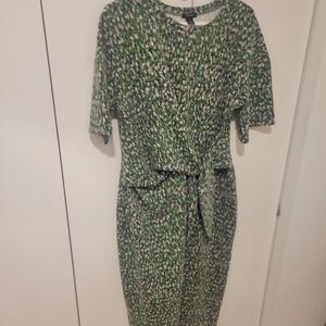 Halogen Green and White Abstract Midi Dress